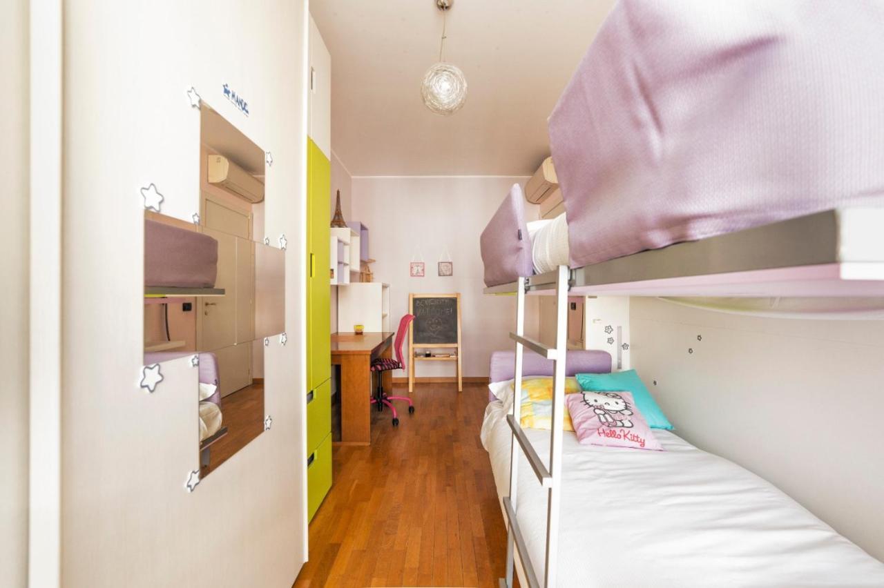 Milano Rogoredo Apartment With Garage المظهر الخارجي الصورة
